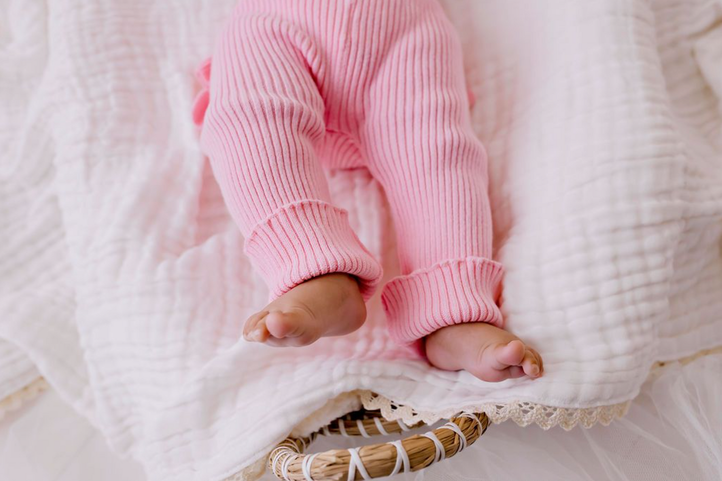 Frilly Ribbed Leggings - Blush