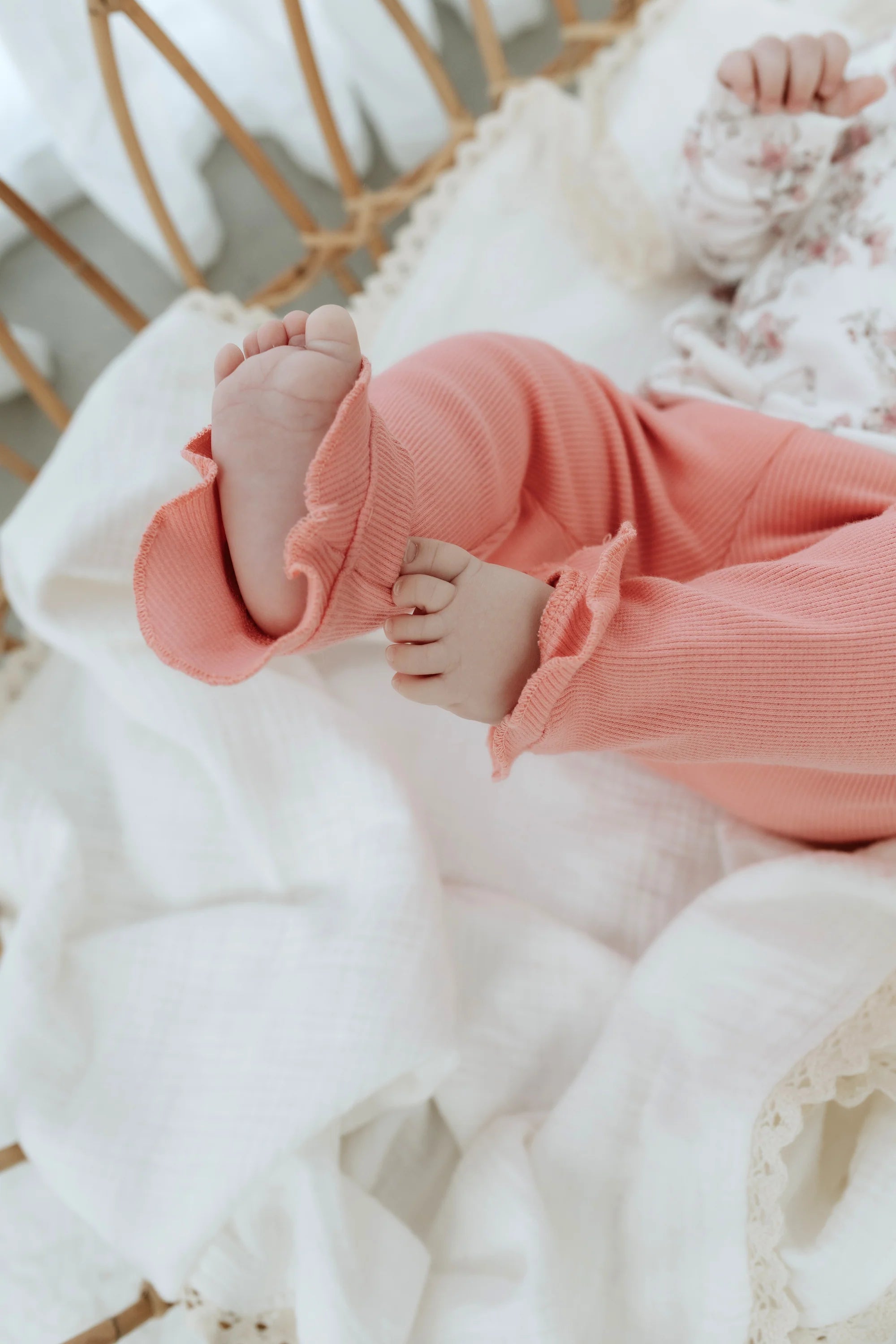 Rose Ribbed Leggings