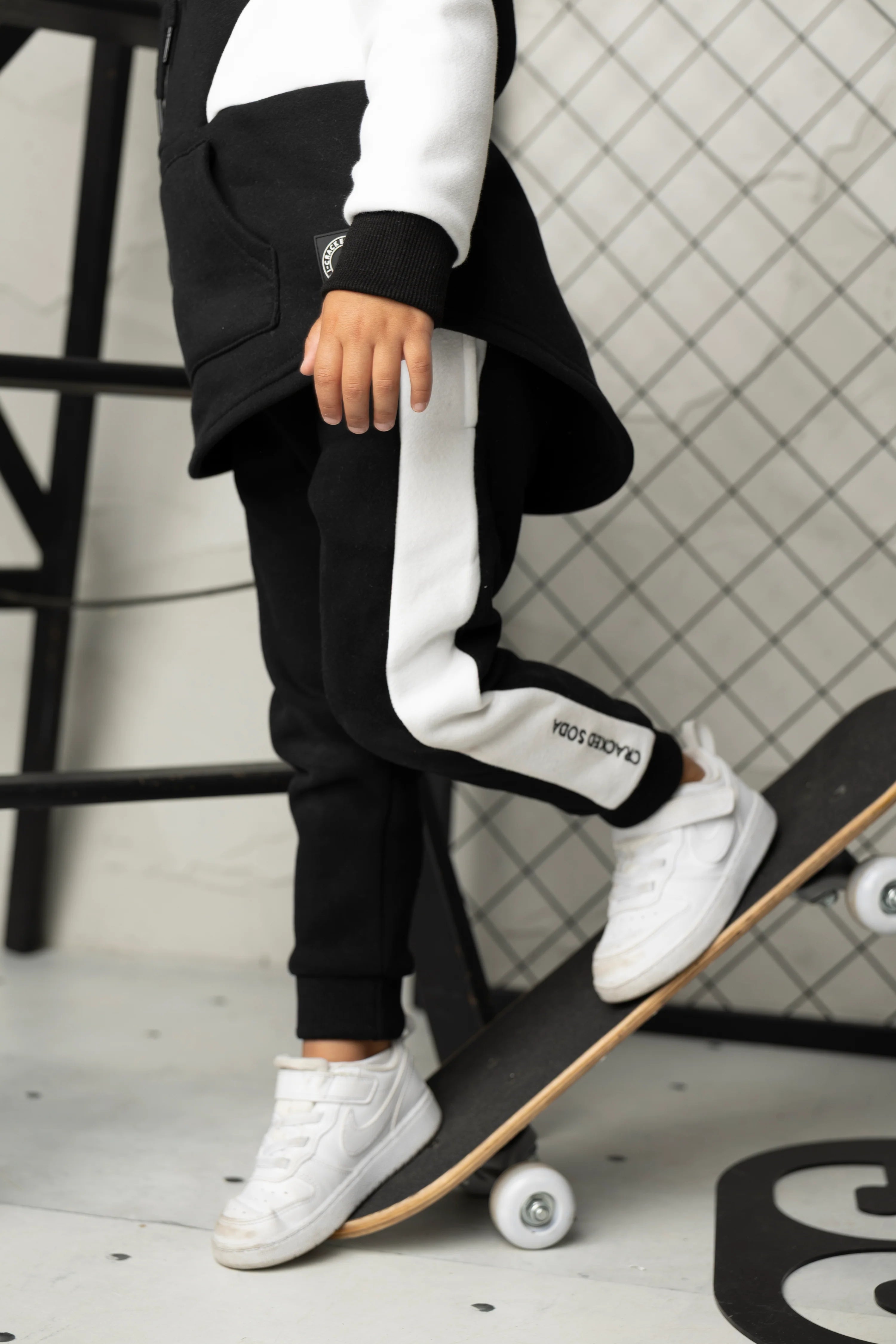 Henry CS Trackpant - Black