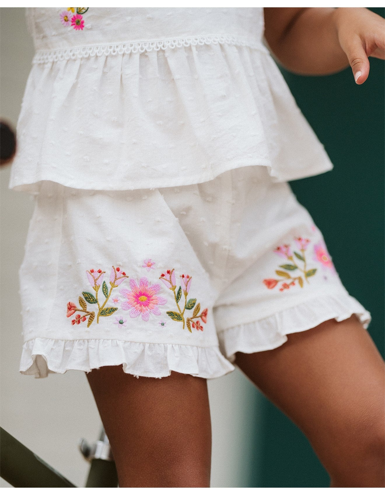 Paradiso Embroidered Shorts