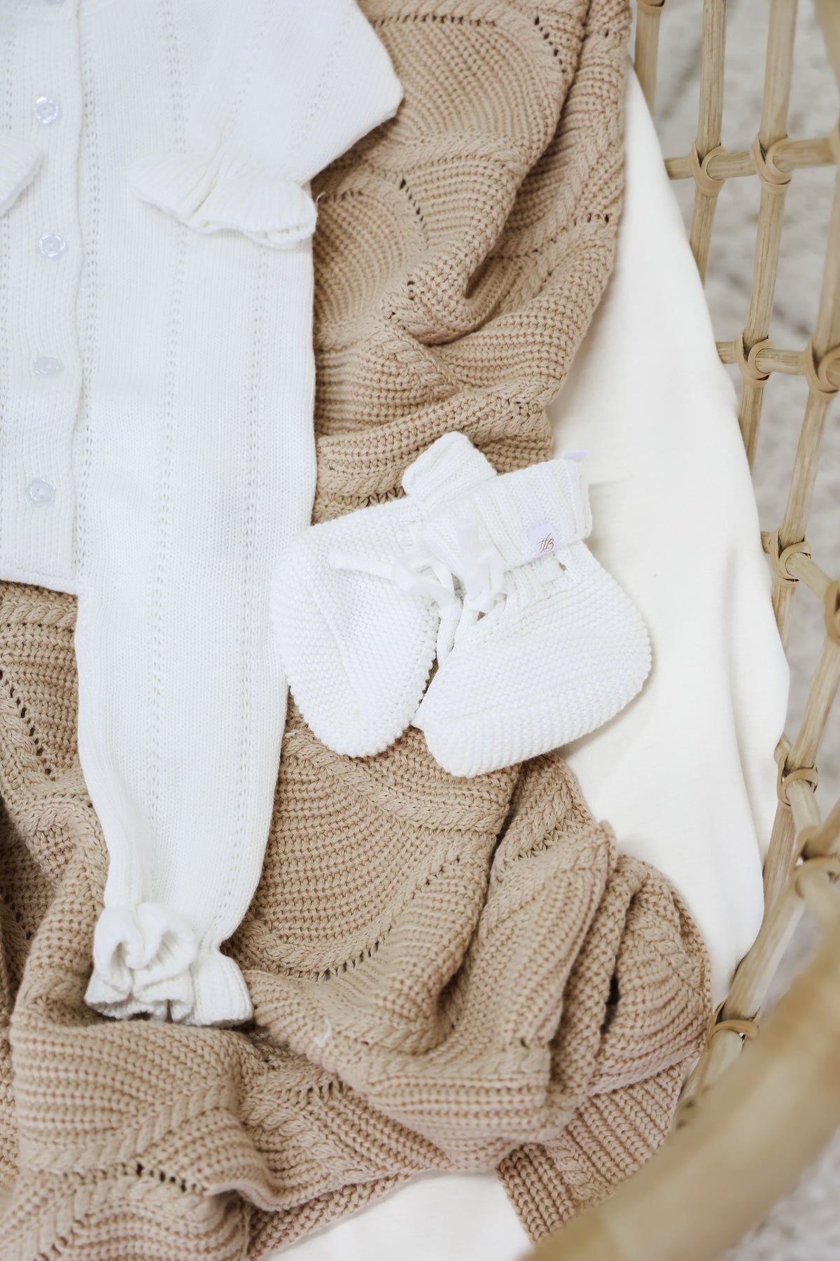 Signature Organic Knit Blanket - Biscuit