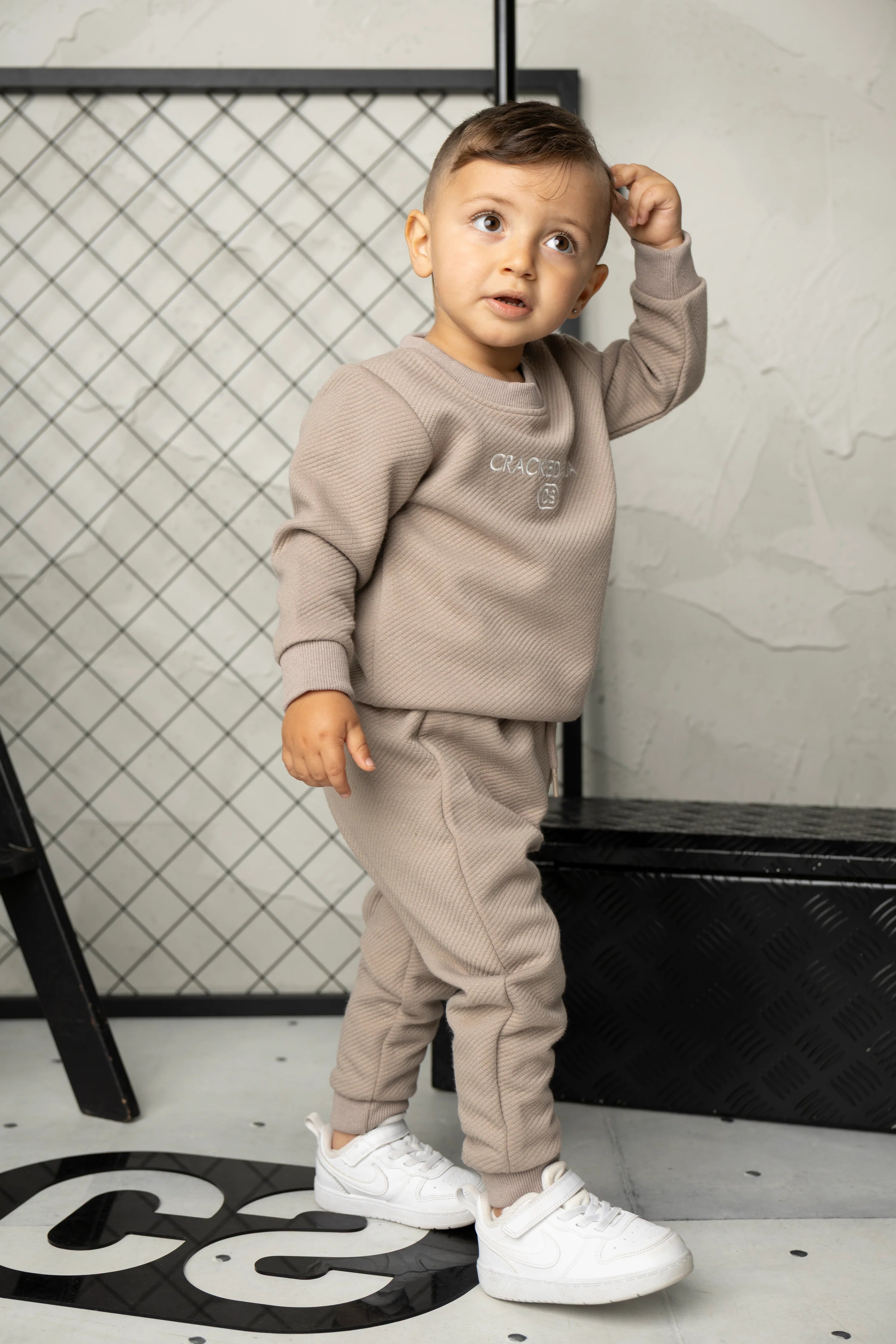 Theodore Quilted Crew Set - Truffle