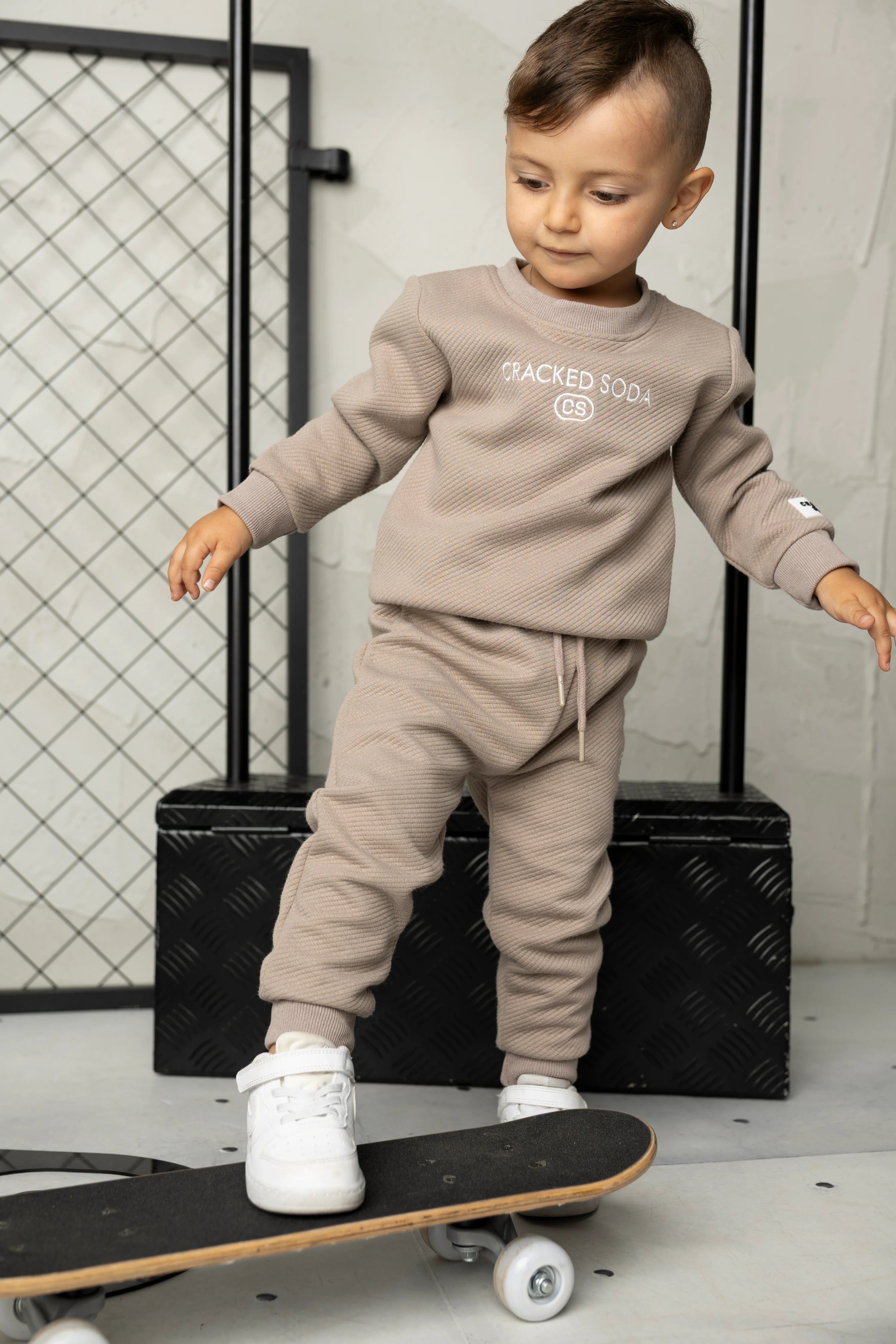 Theodore Quilted Crew Set - Truffle