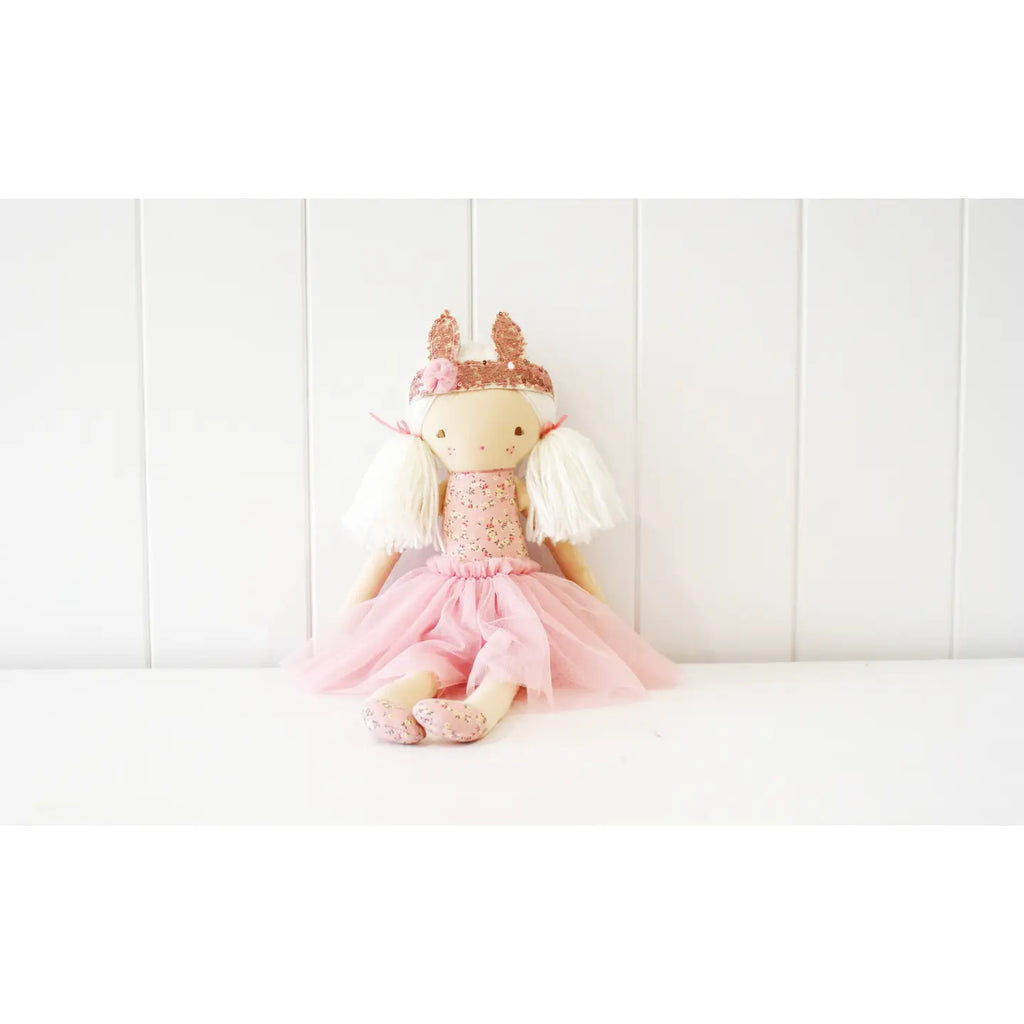 Sienna Doll Posy Heart