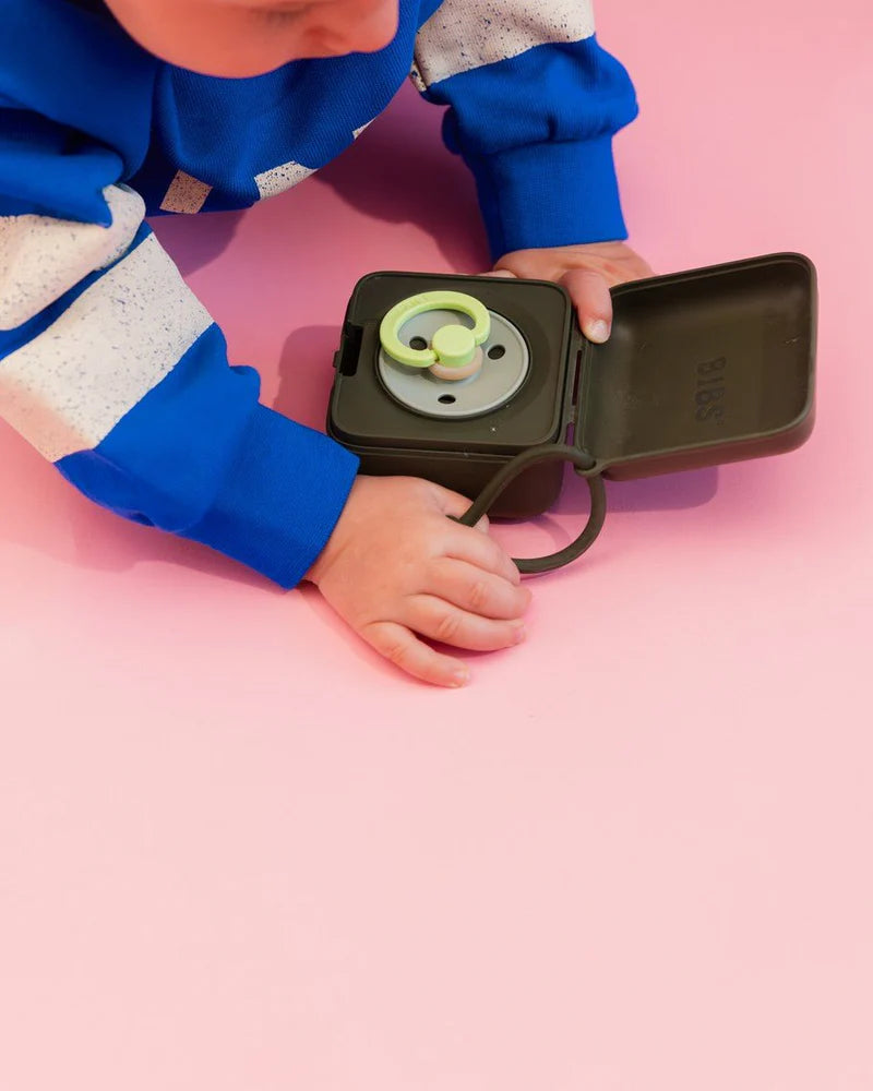 BIBS Pacifier Box - Plum