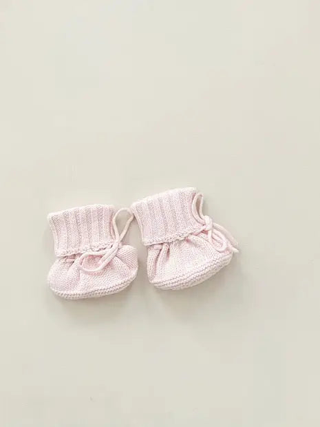 Cuff Newborn Lace Booties - Baby Pink