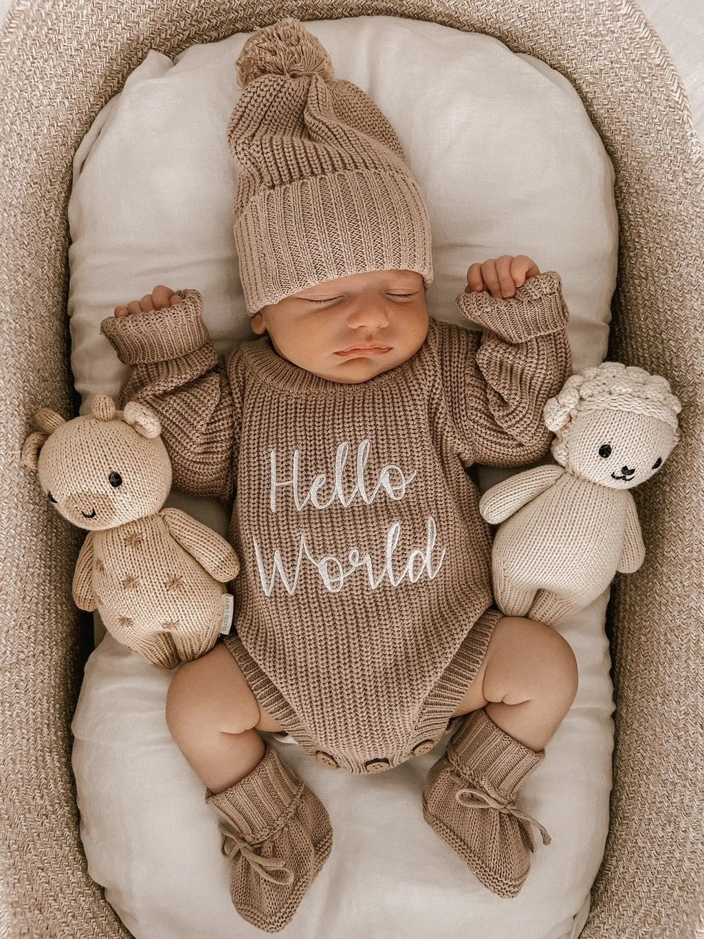 Cuff Newborn Lace Booties - Teddy Brown