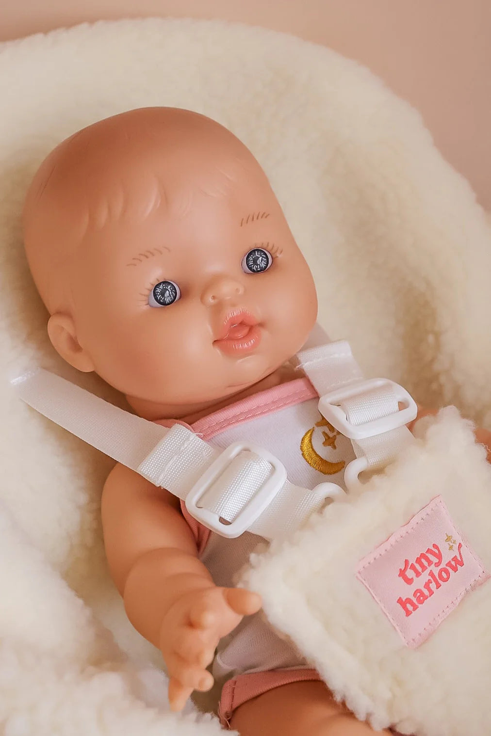 Dolls Car Seat Capsule - Cream Sherpa