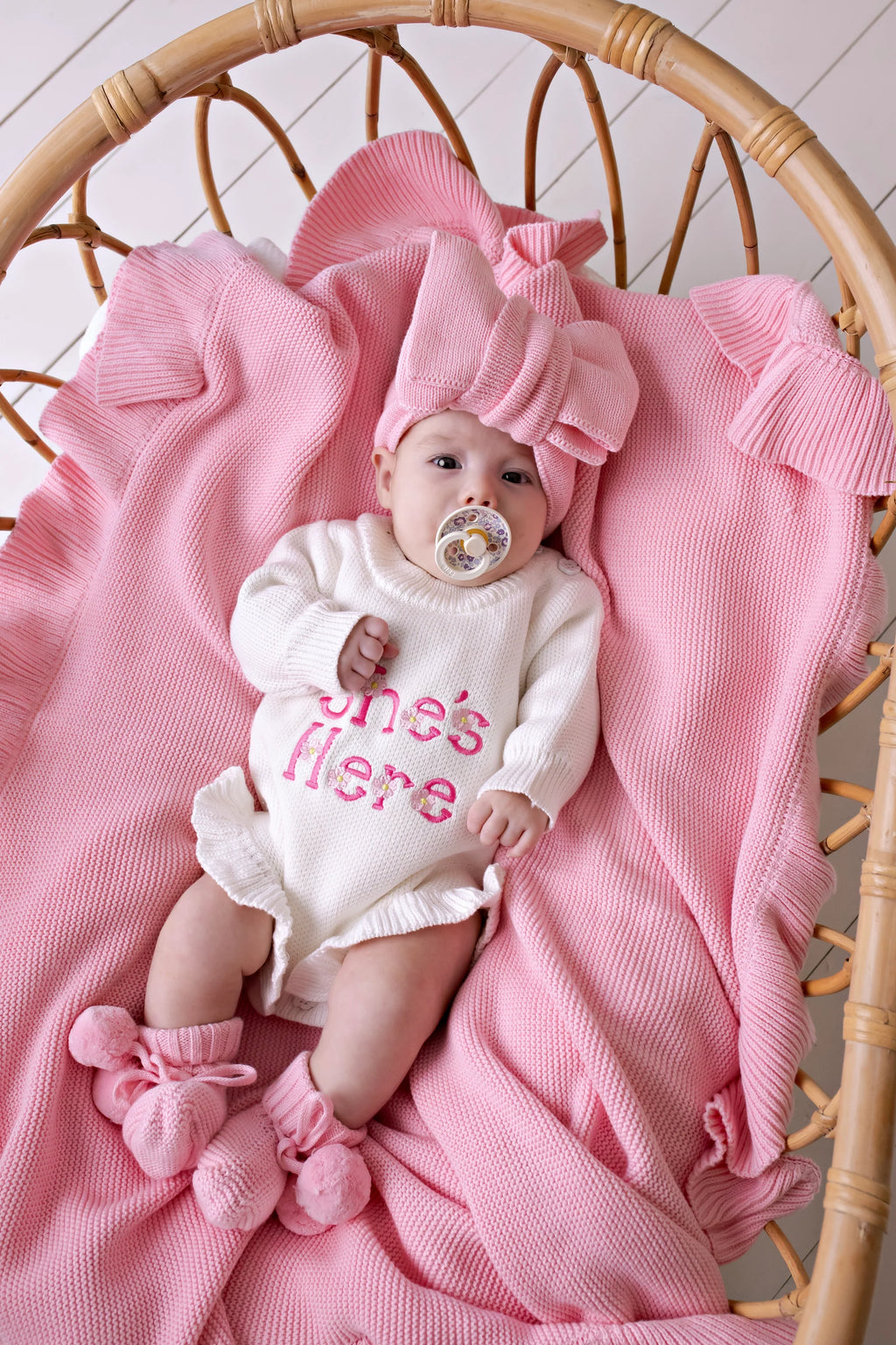 Frilly Knit Blanket Cotton Candy