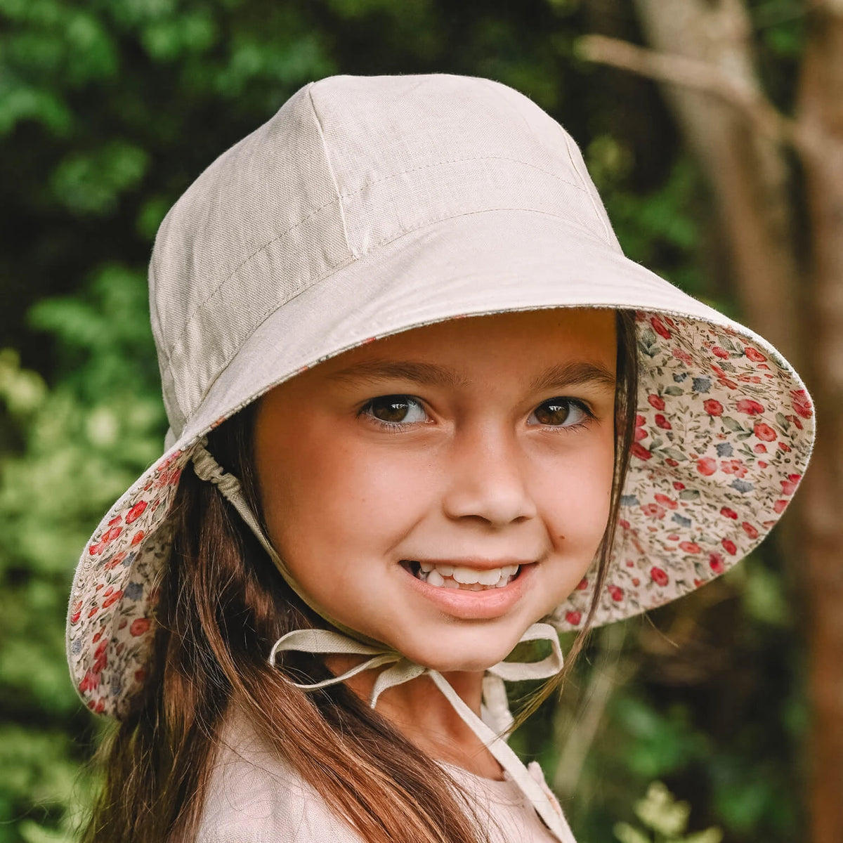 Wanderer' Panelled Bucket Sun Hat - Francesca / Flax