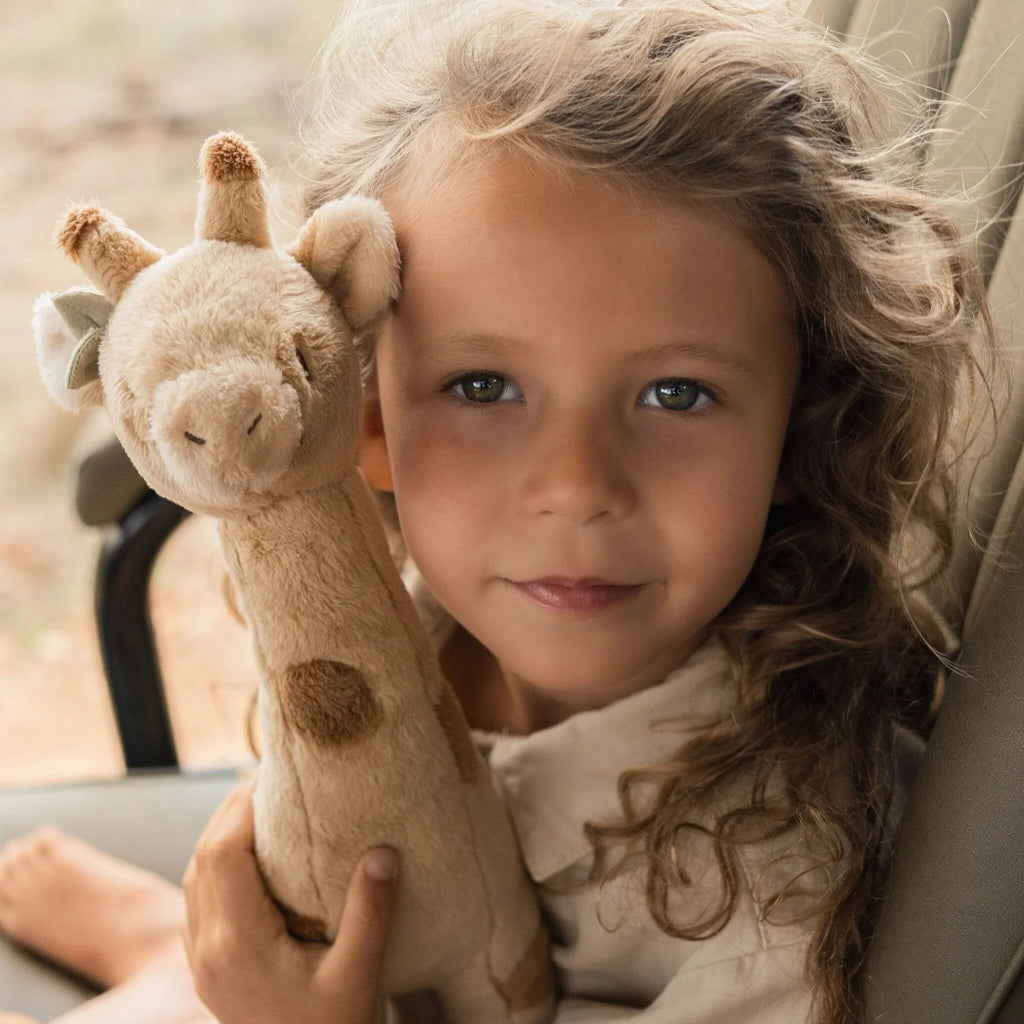 COMING SOON Safari Friends Cuddle Giraffe