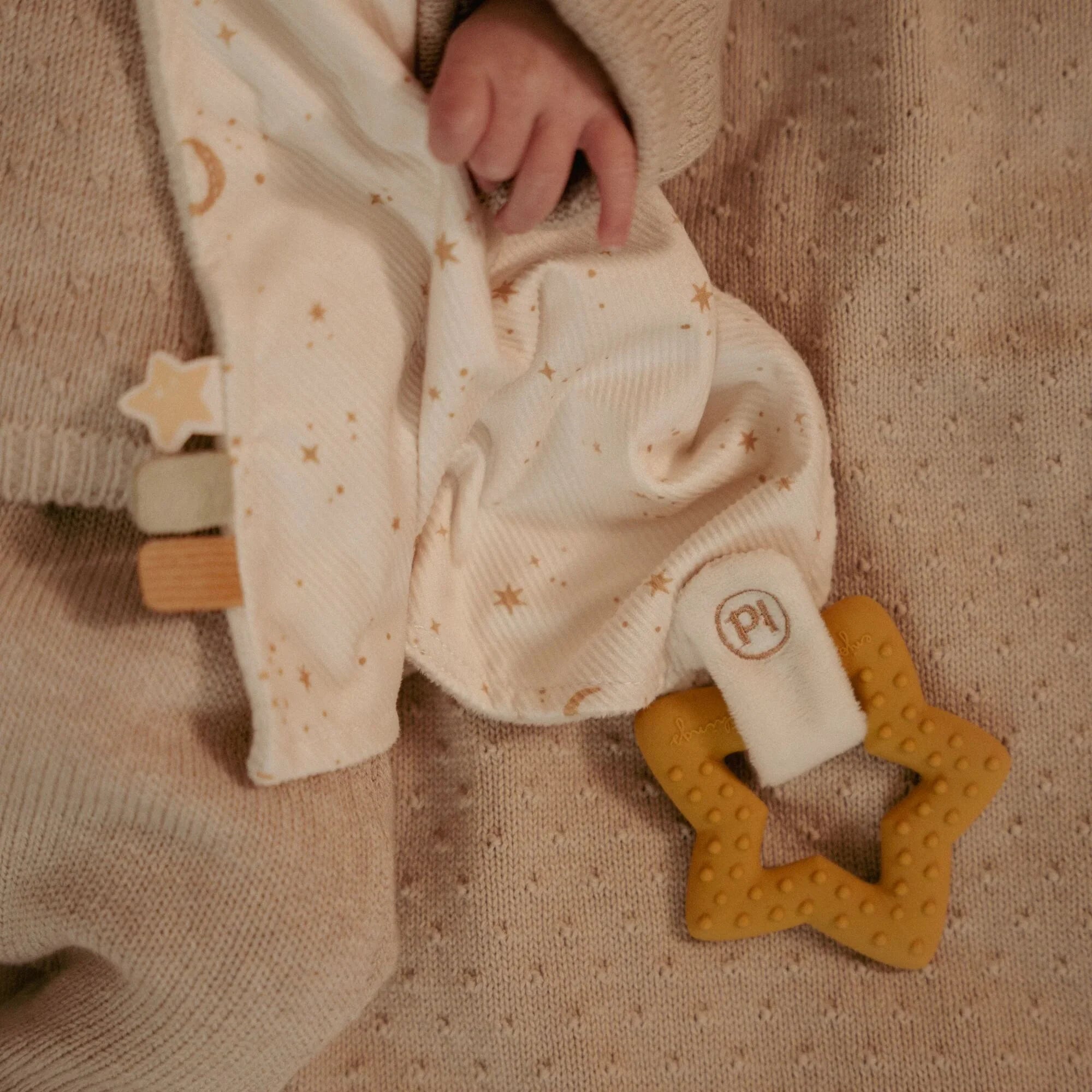Newborn Naturals Cuddle Cloth with Teething Ring