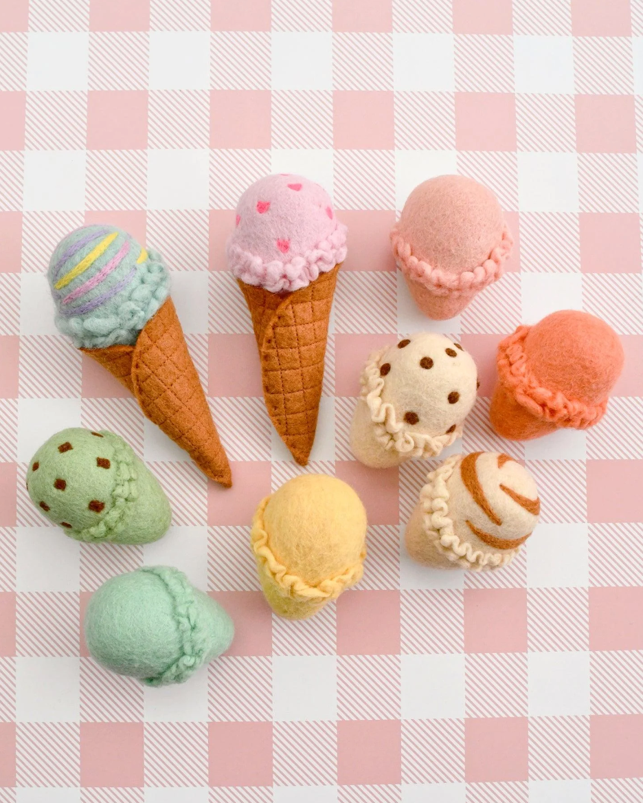 Felt Ice Cream Set - Waffle Cones & 9 Ice Cream Scoops