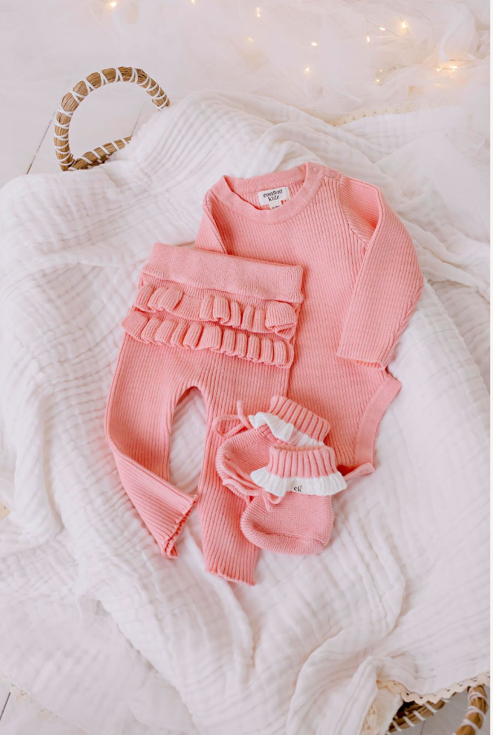 PREORDER Frilly Ribbed Leggings - Peach