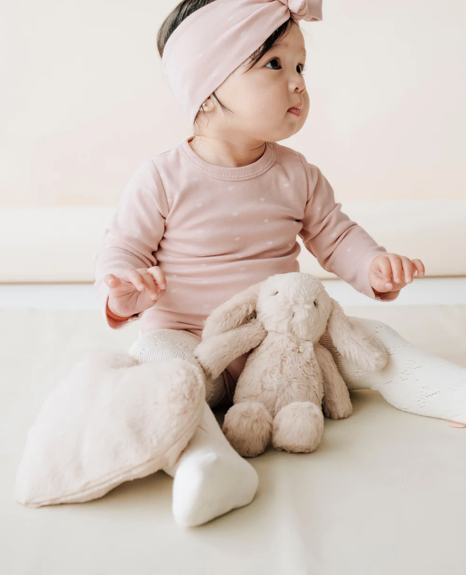 Snuggle Bunnies - Valentines Day - Brulee 20CM