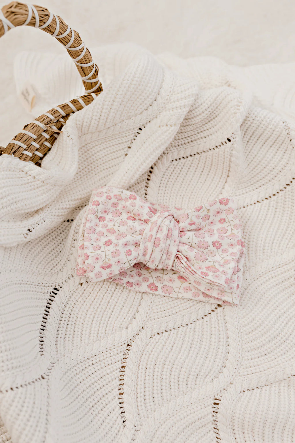 Oversized Top Knot Seashell Bloom