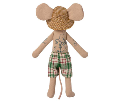 Beach Mouse Dad in Cabin