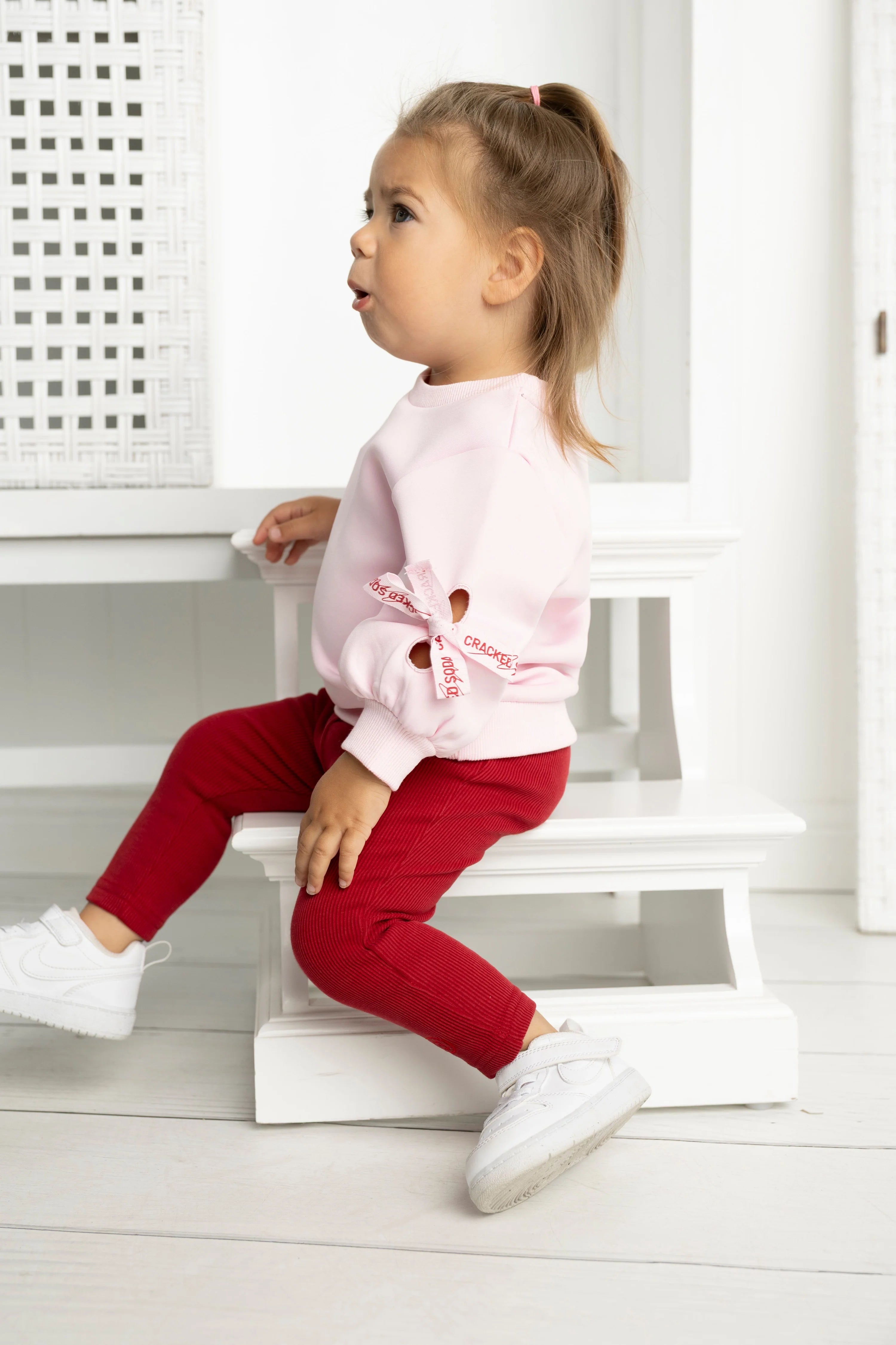 Scarlett Bow Crew - Pink