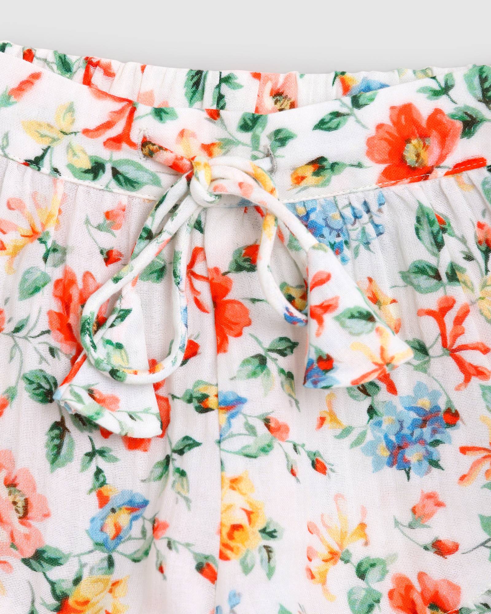 Tessa Shorts - Pretty Floral